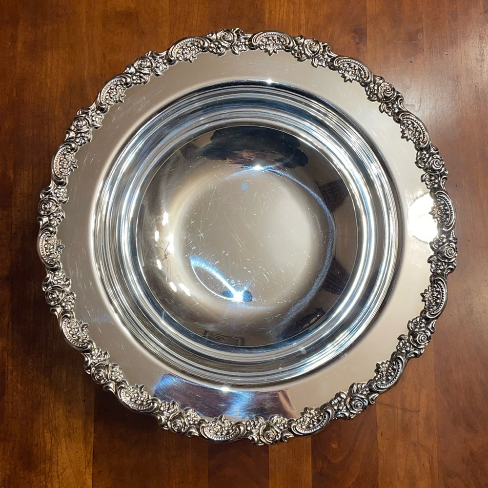 WM A Rogers Silver Plated Footed Serving Bowl